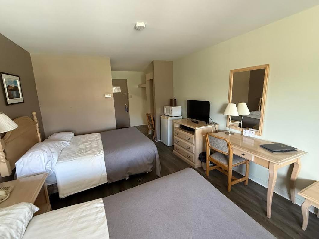 Motel Le Transit Мон-Сент-Илер Экстерьер фото